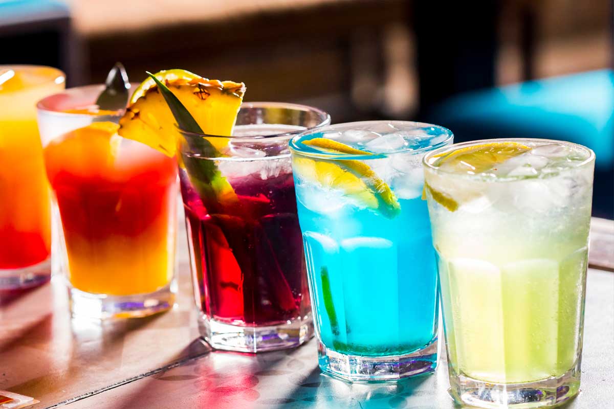 Franquias de bebidas: 8 negócios que merecem um brinde